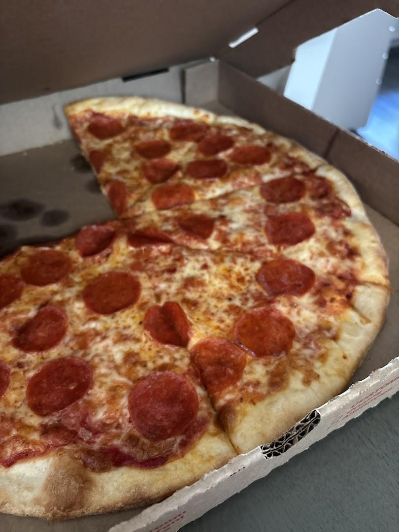 Dino's Pizza